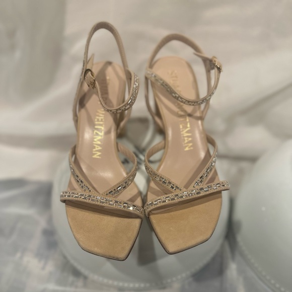 Stuart Weitzman - Picture 2 of 6